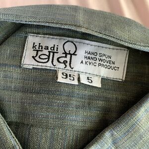 Hand Spun hand Woven fabric Khadi men sort sleeves shirt made in India.